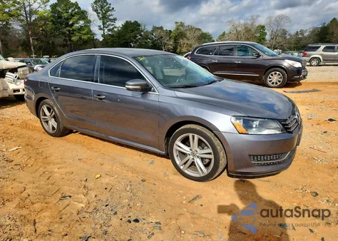 2015 Volkswagen Passat Se из США, поврежденный, VIN 1VWBV7A36FC032256